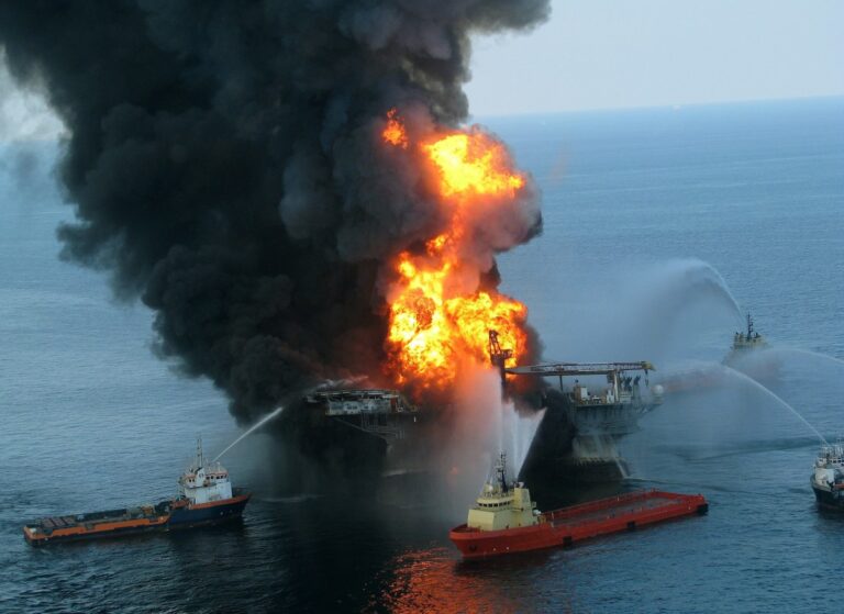 deepwater horizon oil halliburton