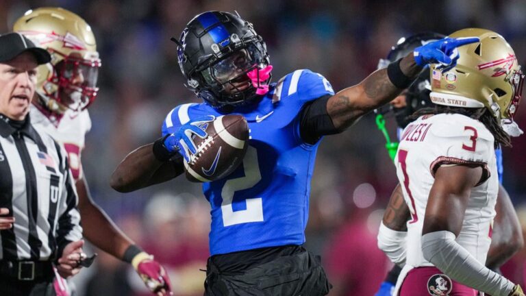 duke football celebrate