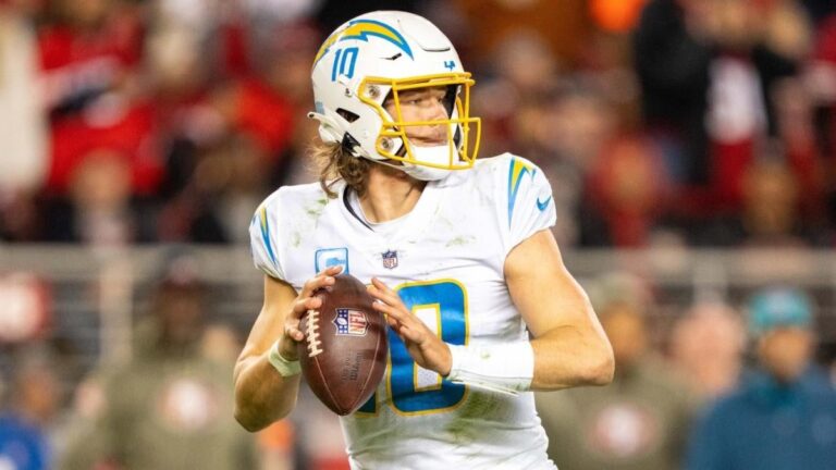 justin herbert los angeles chargers usatsi 2