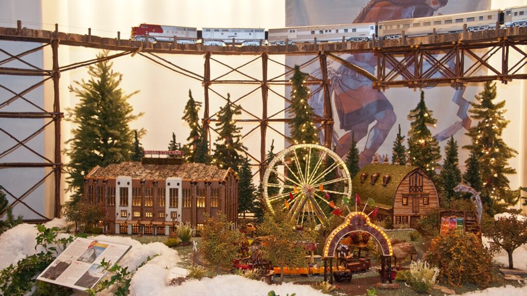 eiteljorg jingle rails visit indy