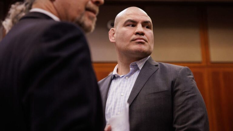 cain velasquez court 2022