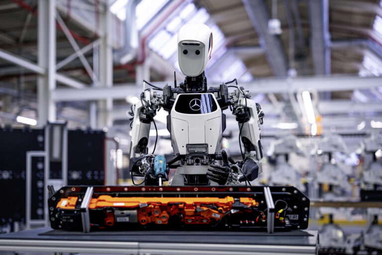 mercedes ai robot