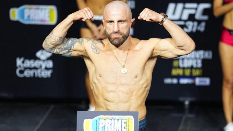 alexander volkanovski weighin