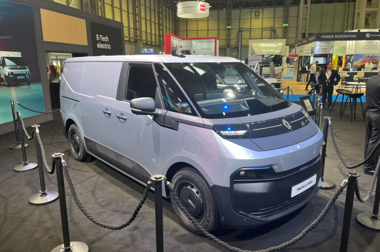 renault trafic e tech on display at lcv show front three quarters