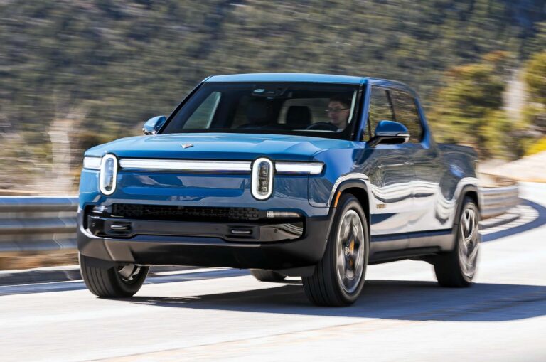 rivian r1t front quarter