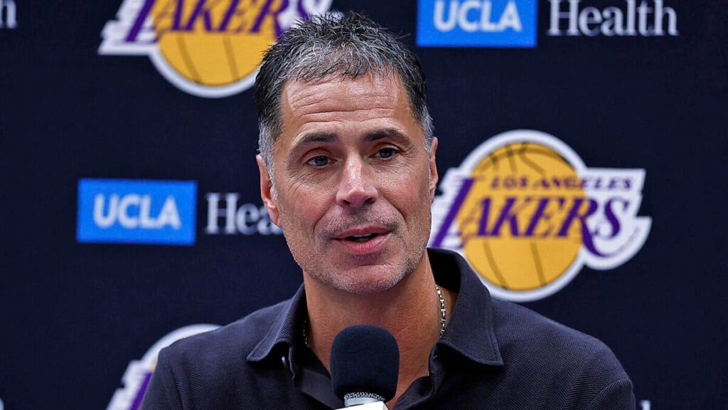 rob pelinka lakers g